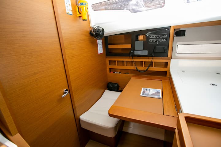Voilier Jeanneau Sun Odyssey 440 (2021) pour Charter - Kos | #13453 - 25
