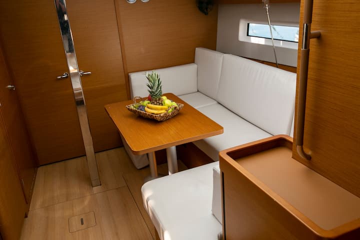 Voilier Jeanneau Sun Odyssey 440 (2021) pour Charter - Kos | #13453 - 24