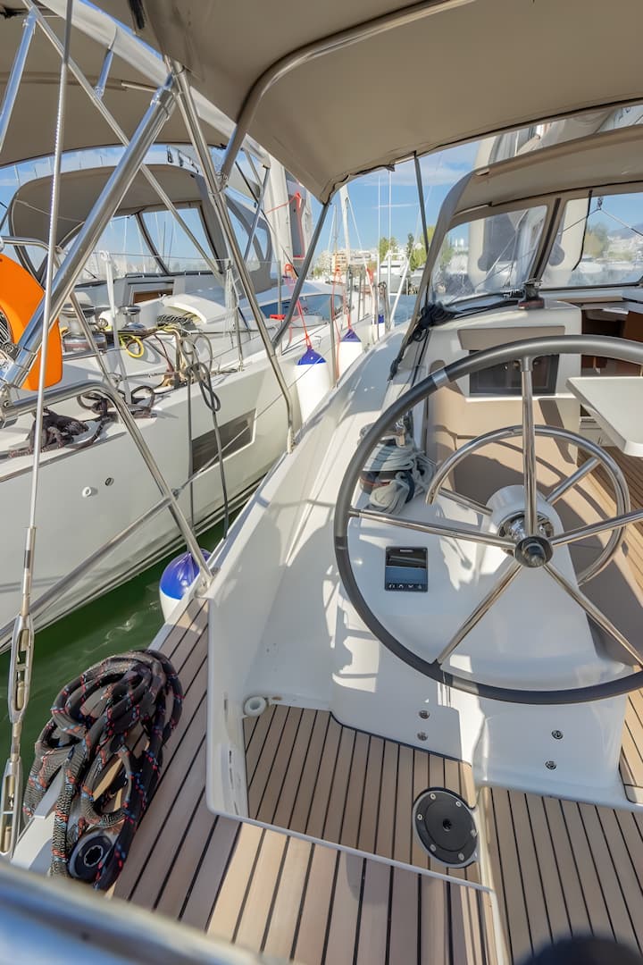  Velero Jeanneau Sun Odyssey 410 (2020) para Charter - Atenas | #13470 - 17