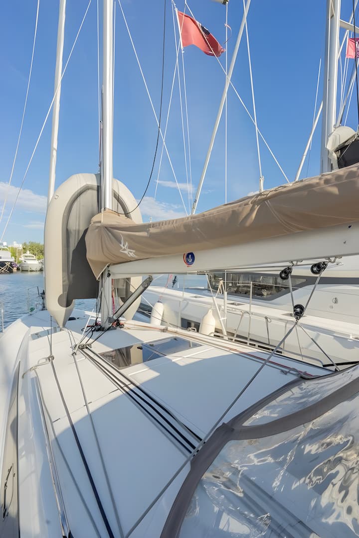  Velero Jeanneau Sun Odyssey 410 (2020) para Charter - Atenas | #13470 - 11