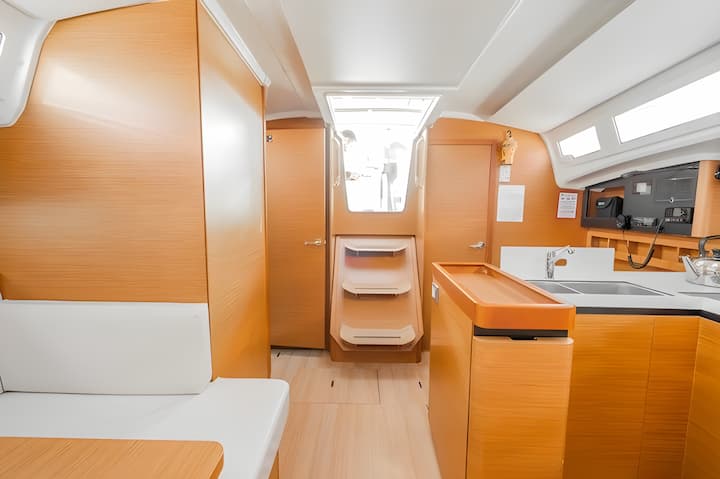  Velero Jeanneau Sun Odyssey 410 (2020) para Charter - Atenas | #13470 - 25