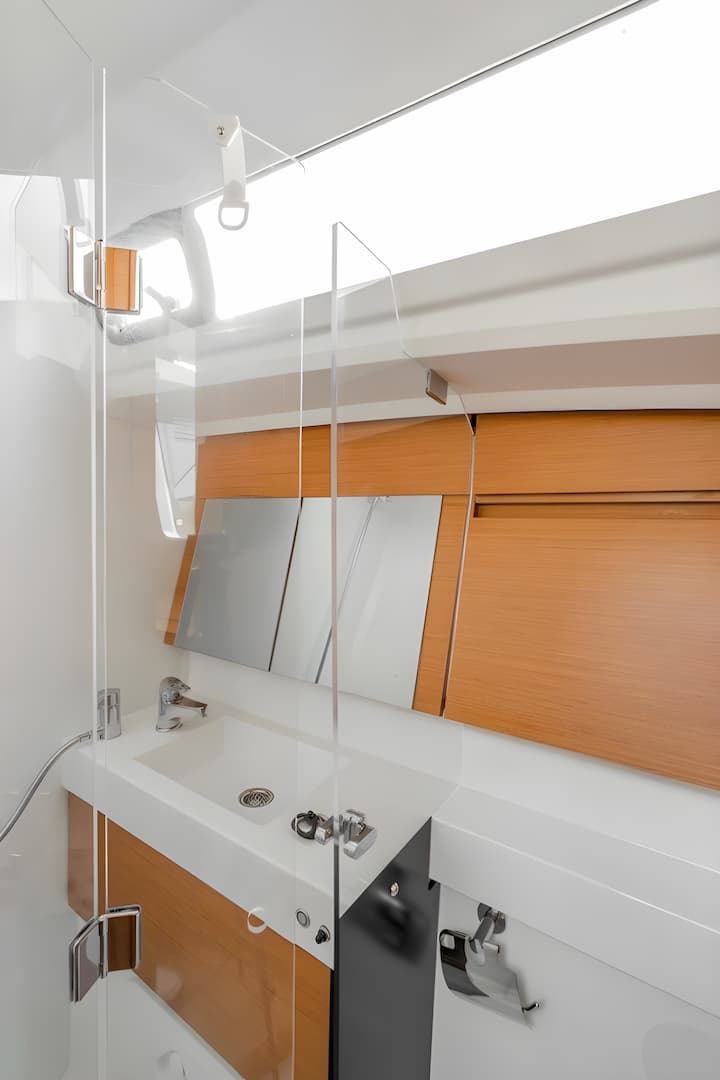  Velero Jeanneau Sun Odyssey 410 (2020) para Charter - Atenas | #13470 - 41