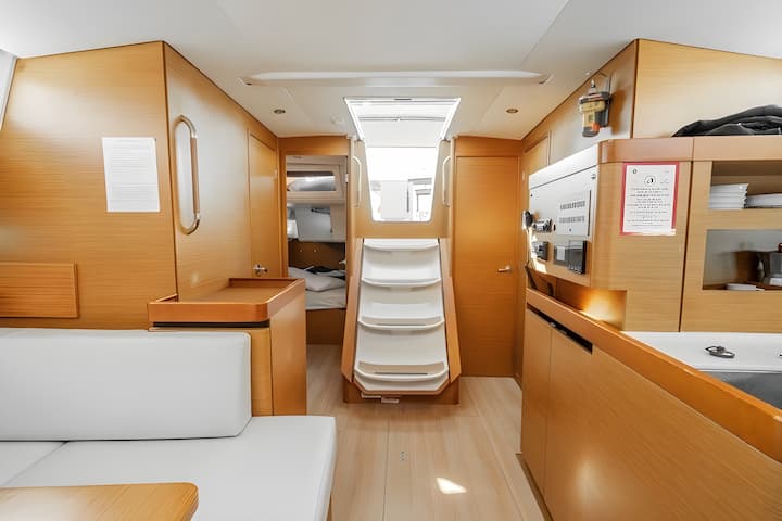 Voilier Jeanneau Sun Odyssey 490 (2020) pour Charter - Kos | #13491 - 8