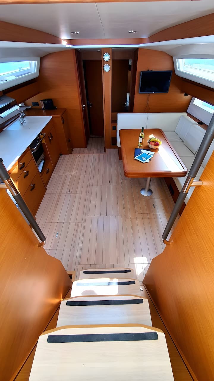  Velero Jeanneau  54 (2020) para Charter - Rodas | #13496 - 8