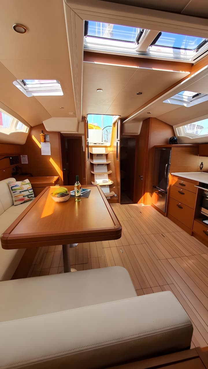  Velero Jeanneau  54 (2020) para Charter - Rodas | #13496 - 12