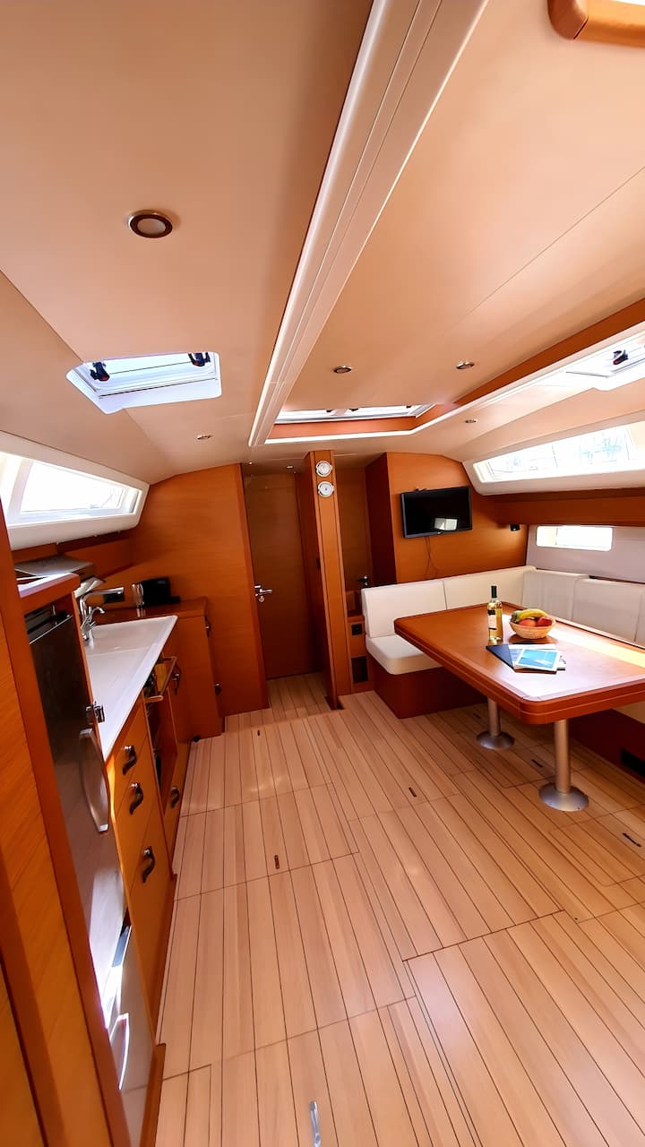  Velero Jeanneau  54 (2020) para Charter - Rodas | #13496 - 9