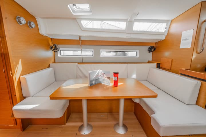 Jeanneau Sun Odyssey 490 Kiralık Yelkenli (2021) - Piso Livadi | #13499 - 11