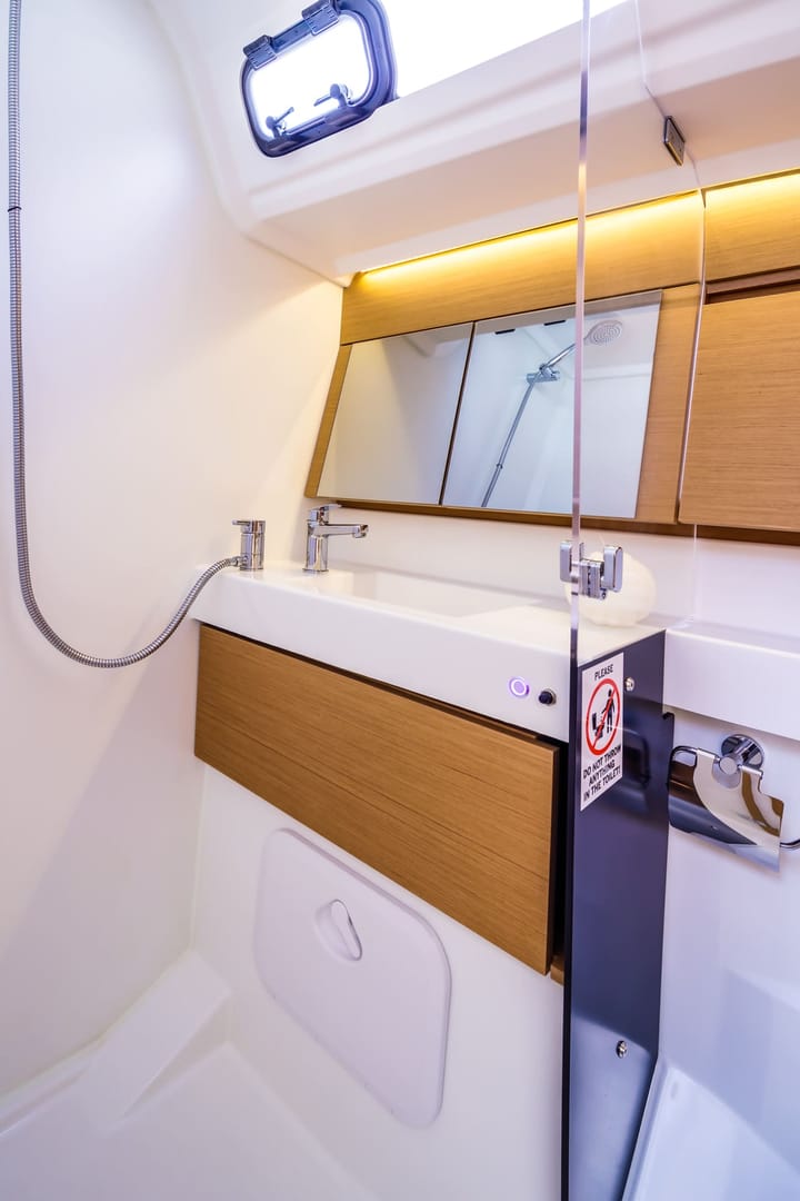 Sailboat Jeanneau Sun Odyssey 410 (2022) for Charter - Lefkada | #13515 - 5