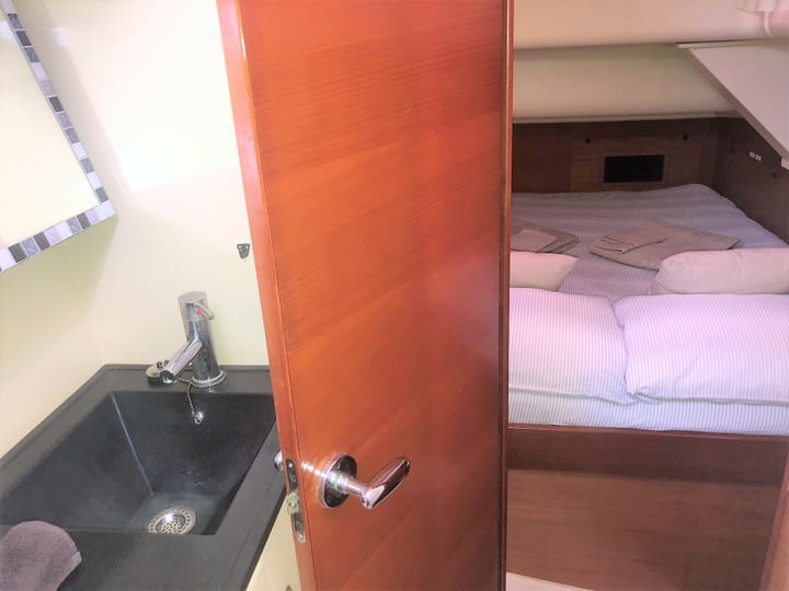 Sailboat Dufour  525 Grand Large (2008) for Charter - Valencia | #13590 - 24