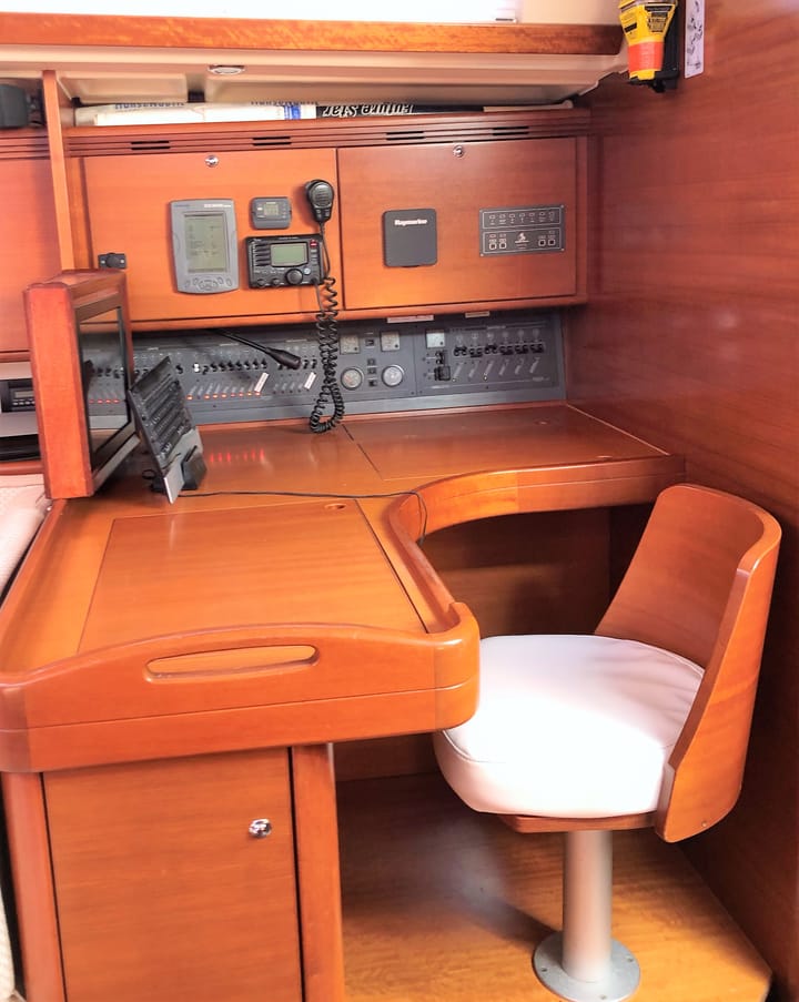 Sailboat Dufour  525 Grand Large (2008) for Charter - Valencia | #13590 - 36