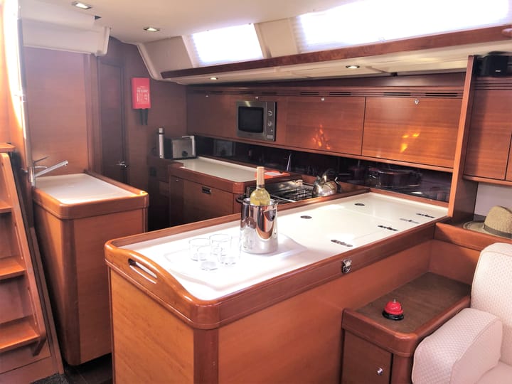 Sailboat Dufour  525 Grand Large (2008) for Charter - Valencia | #13590 - 57