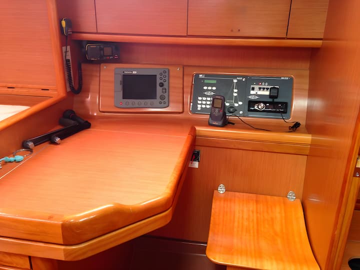 Segelboot Bavaria  40 Cruiser (2010) für Charter - Arzon | #13631 - 9