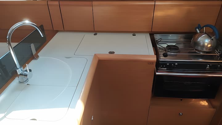 Sailboat Jeanneau Sun Odyssey 379 (2012) for Charter - Arzon | #13636 - 5