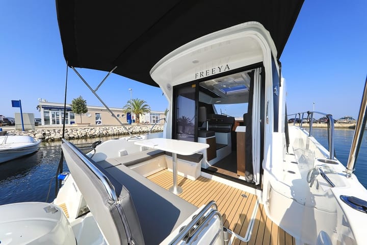 Motorboat Beneteau Antares 9 OB (2022) for Charter - Biograd | #13703 - 7