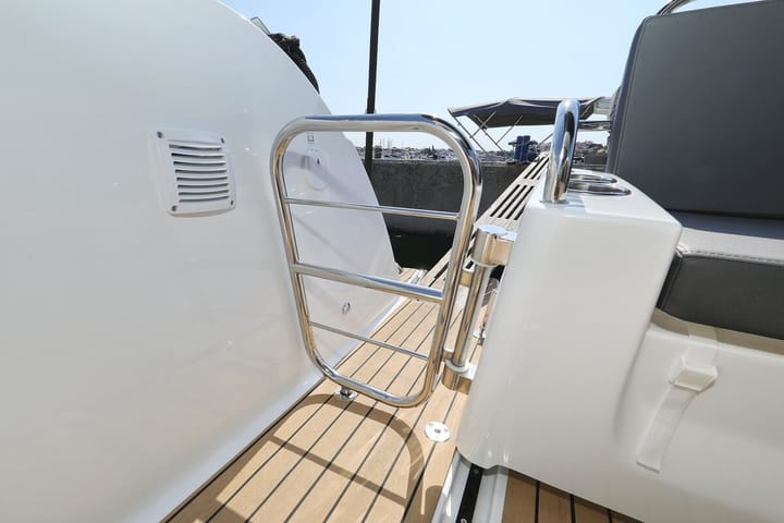 Motorboat Beneteau Antares 9 OB (2022) for Charter - Biograd | #13703 - 9