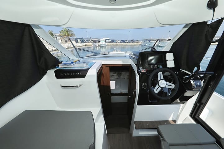 Motorboat Beneteau Antares 9 OB (2022) for Charter - Biograd | #13703 - 16