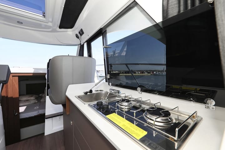 Motorboat Beneteau Antares 9 OB (2022) for Charter - Biograd | #13703 - 18