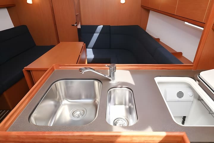 Sailboat Bavaria  37 Cruiser (2023) for Charter - Pirovac | #13729 - 15