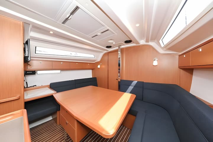 Sailboat Bavaria  37 Cruiser (2023) for Charter - Pirovac | #13729 - 12