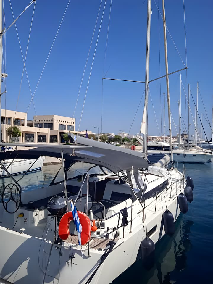 Voilier Jeanneau Sun Odyssey 490 (2020) pour Charter - Rhodes | #13751 - 3