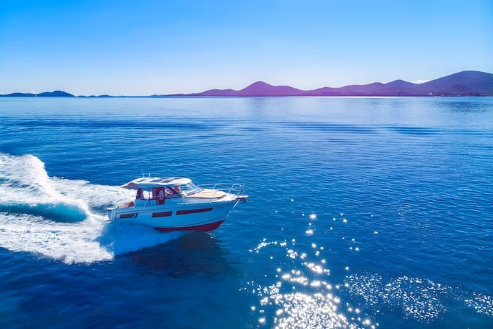 Motorboat Jeanneau Merry Fisher 855 (2015) for Charter - Biograd | #13768 - 7
