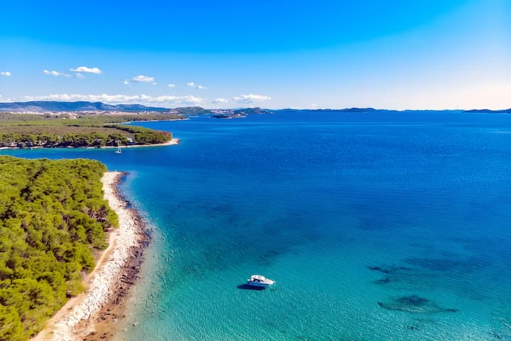 Motorboat Jeanneau Merry Fisher 855 (2015) for Charter - Biograd | #13768 - 9