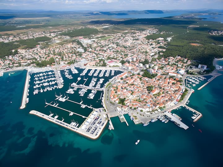 Motorboat Jeanneau Merry Fisher 855 (2015) for Charter - Biograd | #13768 - 35