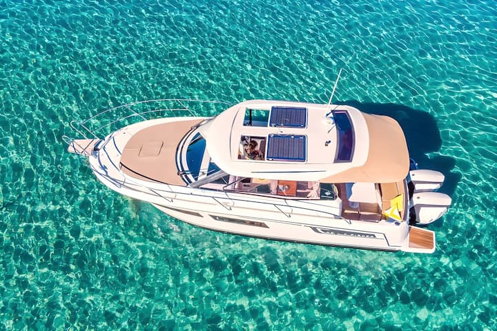 Motorboat Jeanneau Merry Fisher 855 (2015) for Charter - Biograd | #13768 - 5