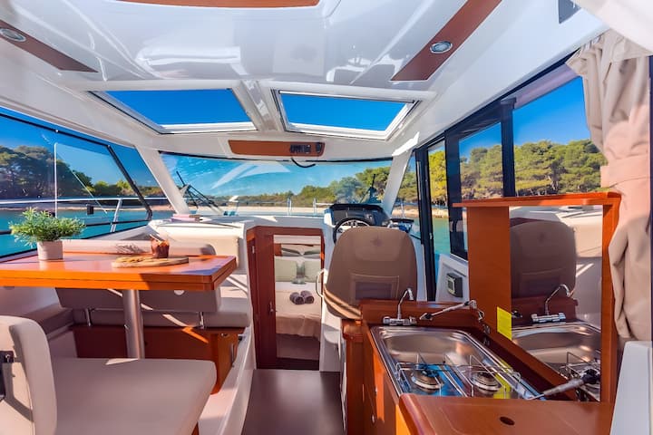 Motorboat Jeanneau Merry Fisher 855 (2015) for Charter - Biograd | #13768 - 17