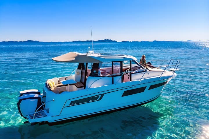 Motorboat Jeanneau Merry Fisher 855 (2015) for Charter - Biograd | #13768 - 3