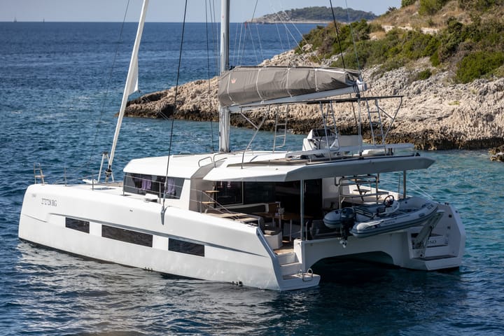  Catamarano Dufour 48 Catamaran (2022) per Noleggio, overcloccabile Primošten | #13772 - 22