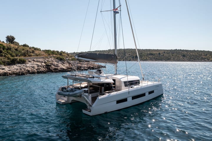  Catamarano Dufour 48 Catamaran (2022) per Noleggio, overcloccabile Primošten | #13772 - 5