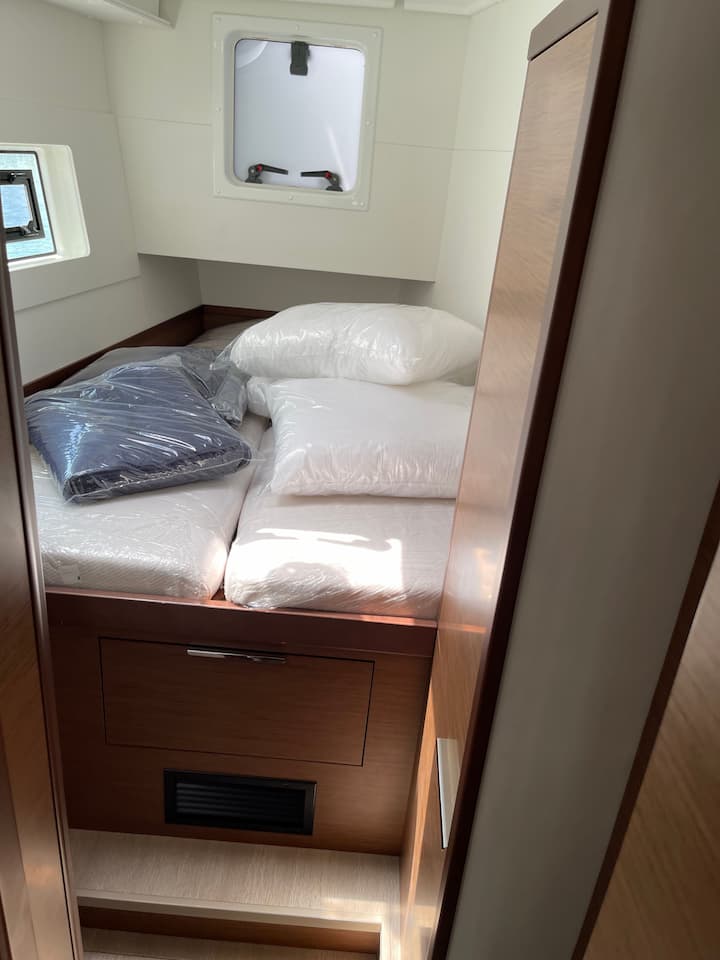 Catamaran Lagoon  40 (2021) for Charter - Nea Peramos - Attica | #13805 - 19