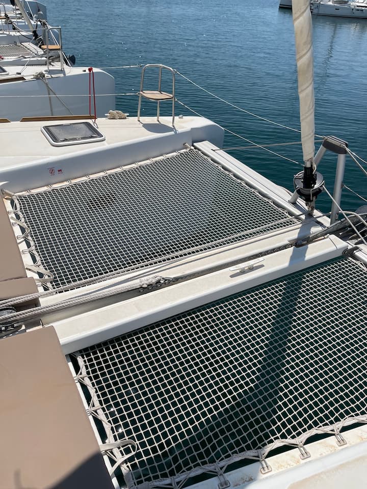 Catamaran Lagoon  40 (2021) for Charter - Nea Peramos - Attica | #13805 - 9