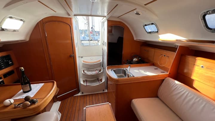 Segelboot Beneteau First 31.7 (2005) für Charter - Arzon | #13857 - 4