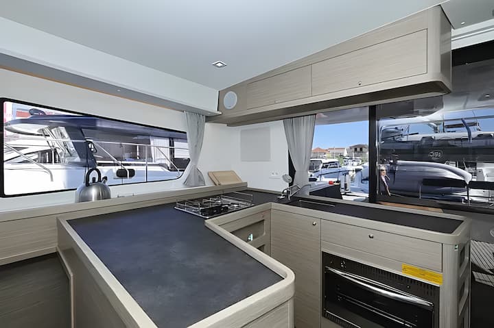 Catamaran Lagoon  42 (2023) pour Charter - Pirovac | #13879 - 12