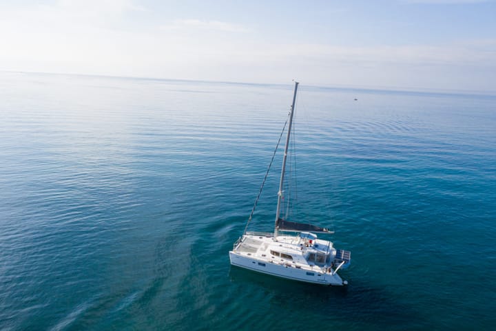 Catamaran Lagoon  440 (2010) for Charter - San Vincenzo | #13896 - 19