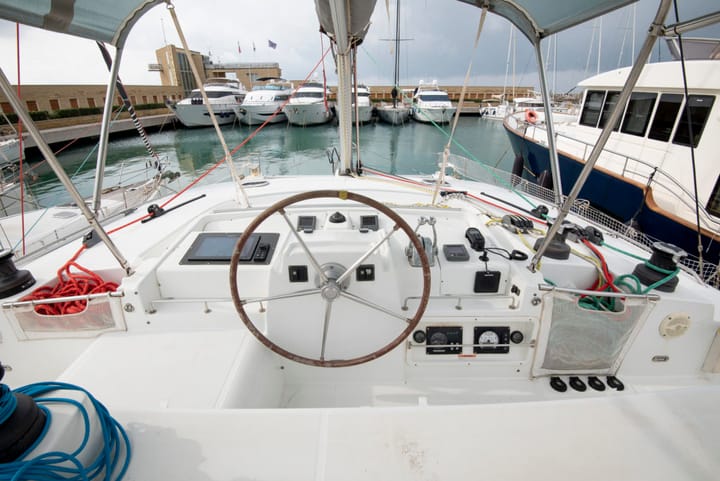 Catamaran Lagoon  440 (2010) for Charter - San Vincenzo | #13896 - 9