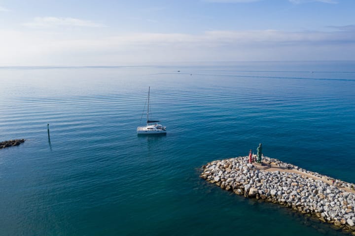 Catamaran Lagoon  440 (2010) for Charter - San Vincenzo | #13896 - 16
