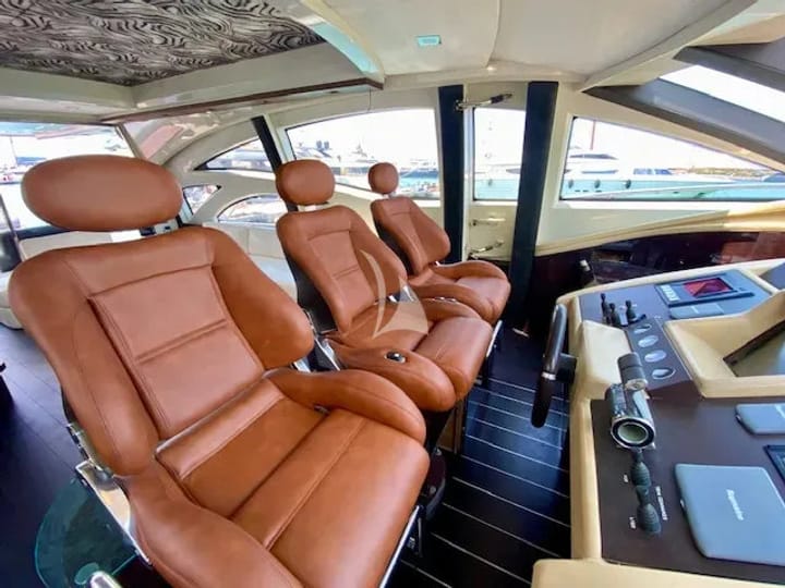  Motorjacht Azimut 86 (2005) voor Charter - Gouvia | #13914 - 19