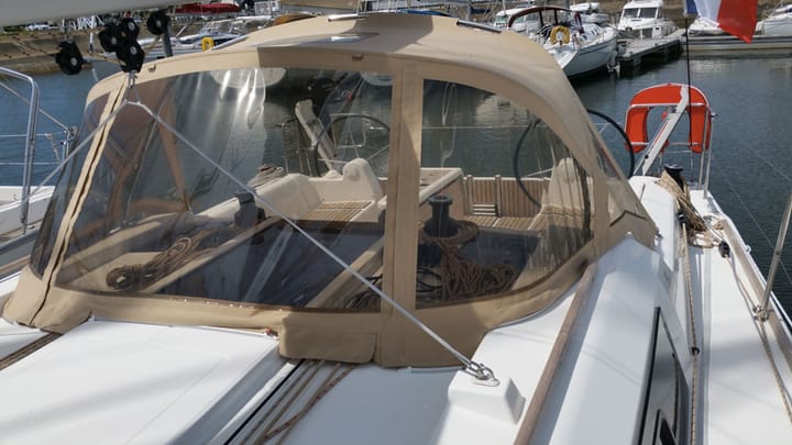 Sailboat Dufour  382 Grand Large (2016) for Charter - Arzon | #13922 - 4