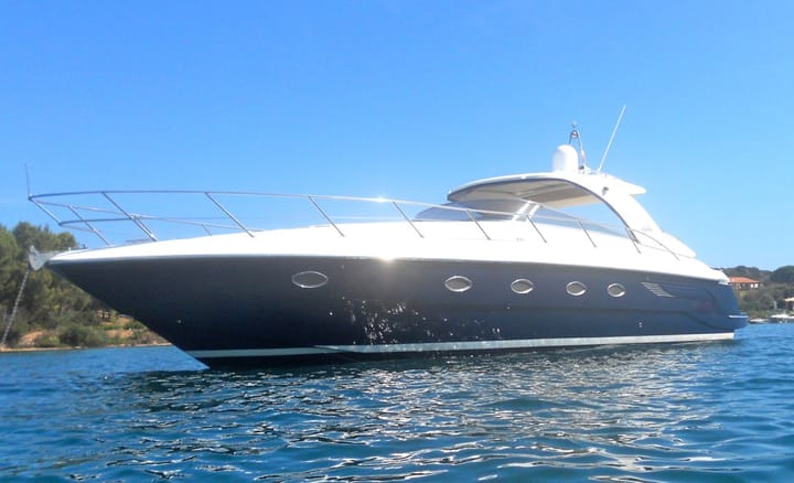 Motorboat Blu Martin Yachts 46 Sun-Top (2005) for Charter - Puntone | #13925 - 3