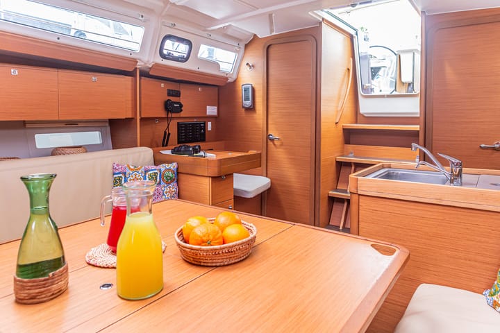 Furnari 10.99 m Per noleggio Barca a vela - #13972 - 7