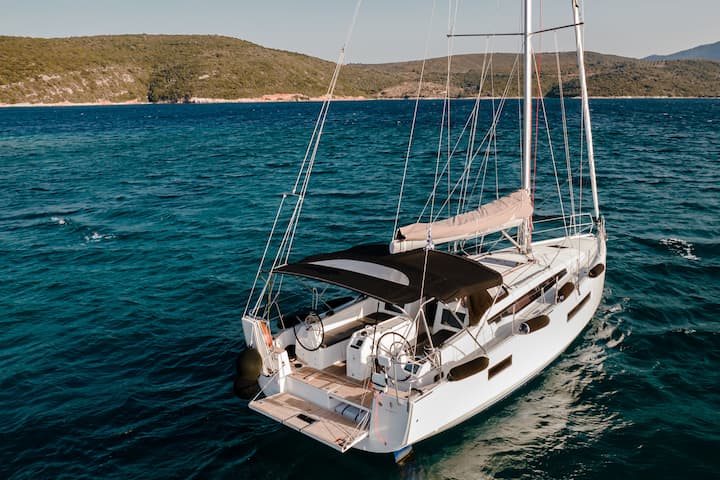 Volos 12.35 m Para Charter Velero - #13974 - 4