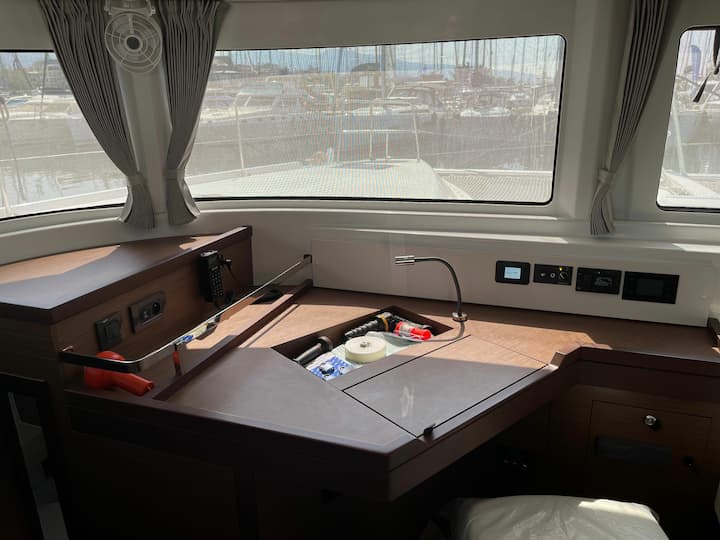 Athen 13.99 m Für Charter Katamaran — #14080 - 13
