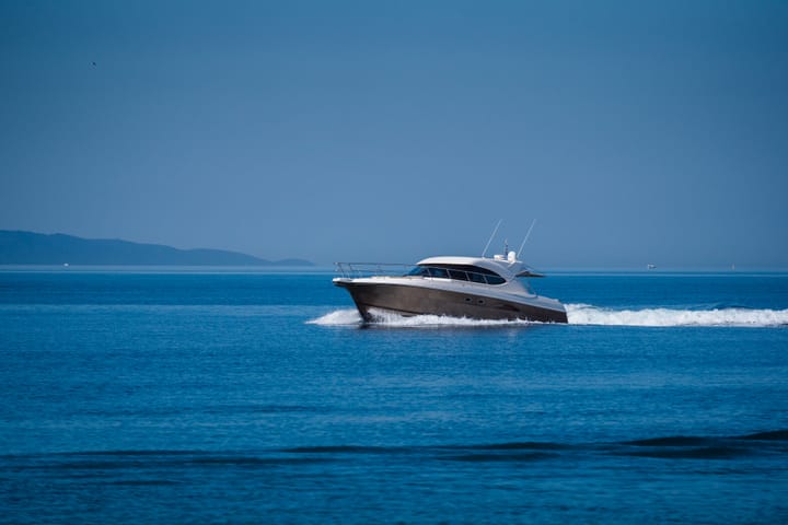 Motor Yacht Riviera 5000 Sport Yacht (2010) for Charter - Podstrana | #14092 - 4