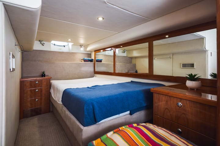 Motor Yacht Riviera 5000 Sport Yacht (2010) for Charter - Podstrana | #14092 - 11