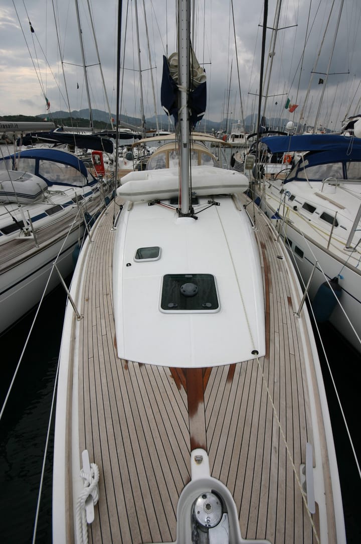 Sailboat Jeanneau Sun Odyssey 42i (2008) for Charter - Portisco | #1414 - 7