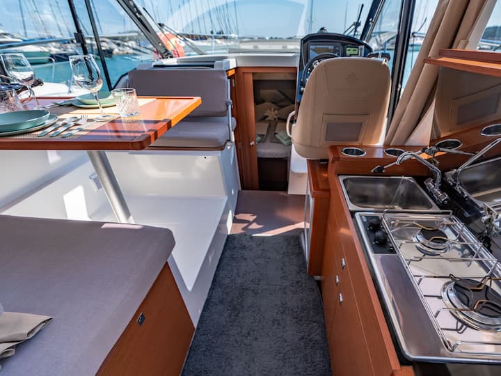 Jeanneau Merry Fisher 895 Kiralık Sürat Teknesi (2017) - Pula | #14163 - 17