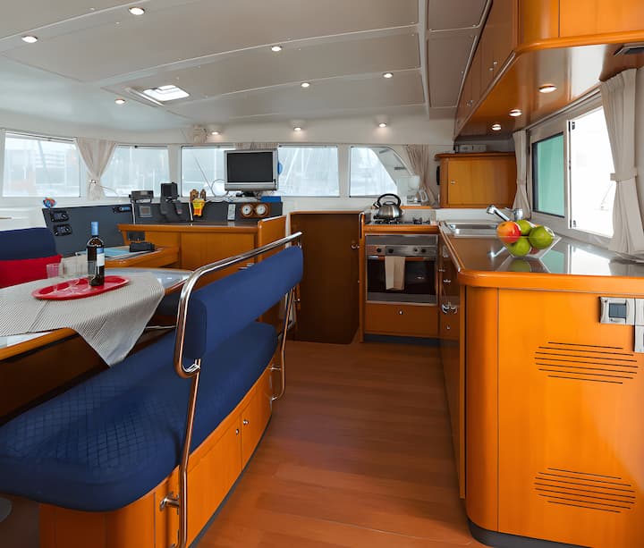 Athen 12.6 m Für Charter Katamaran — #14176 - 11